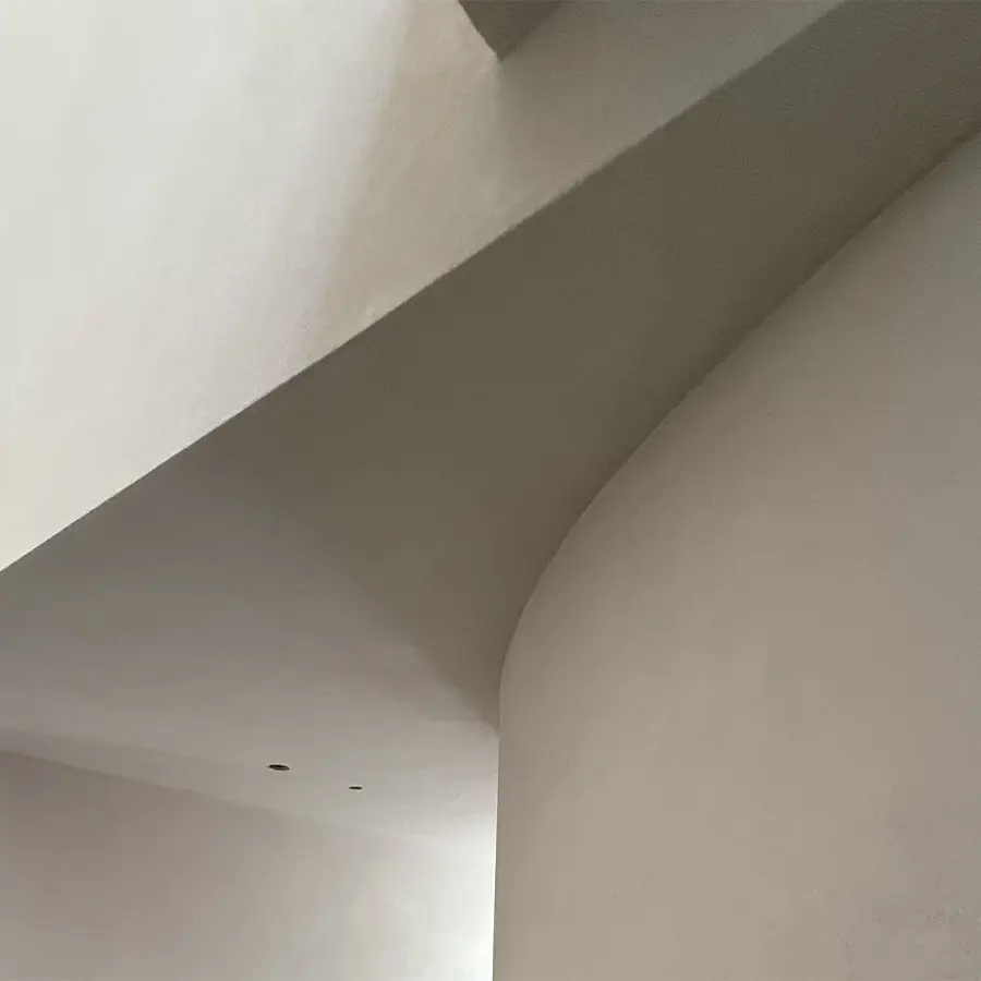 houseofestila-cferri-interiors-plaster-work.webp