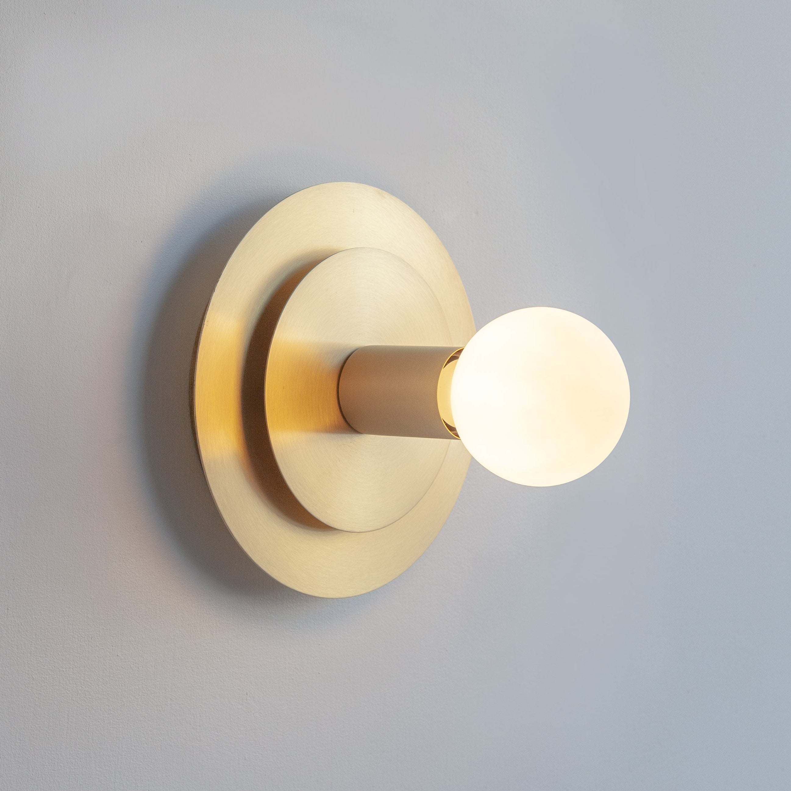 Aureole Wall Light