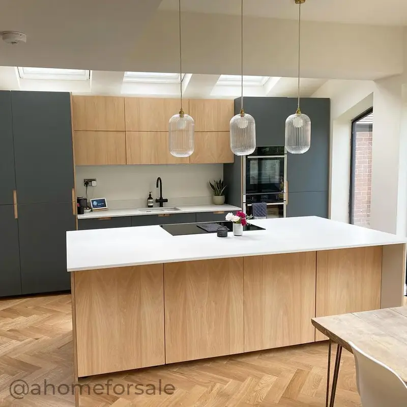 Long Clear Reeded Glass Cylinder Pendant Light